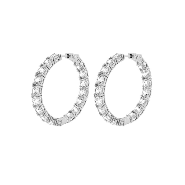 Amanda  Hoops